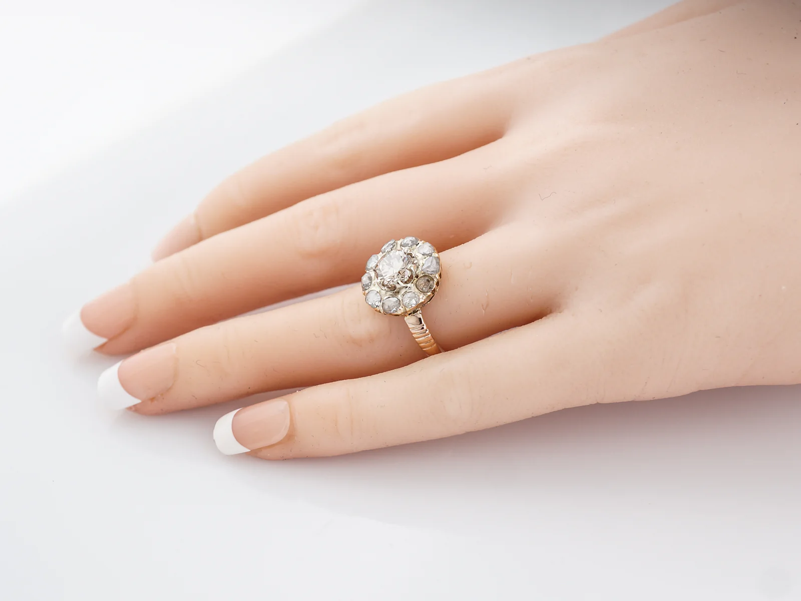 Antique Cocktail Ring Victorian 1.03 Round Brilliant Cut Diamond in 10k Yellow Gold - Image 7