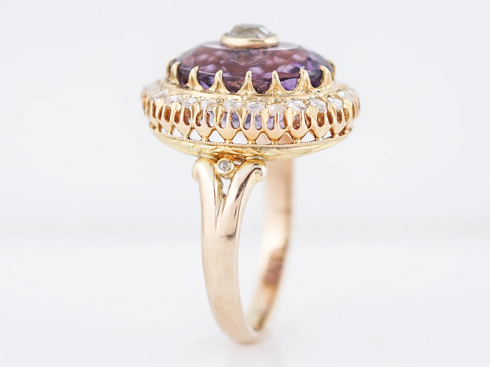 Antique Cocktail Ring Victorian 5.95 Oval Cut Amethyst in 9k Yellow Gold - Image 5
