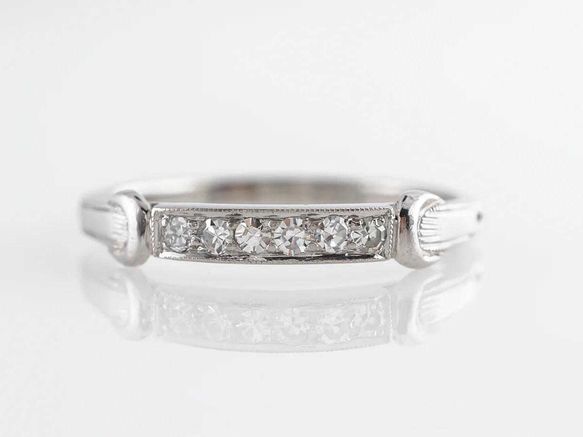 Antique Deco Diamond Wedding Band in Platinum