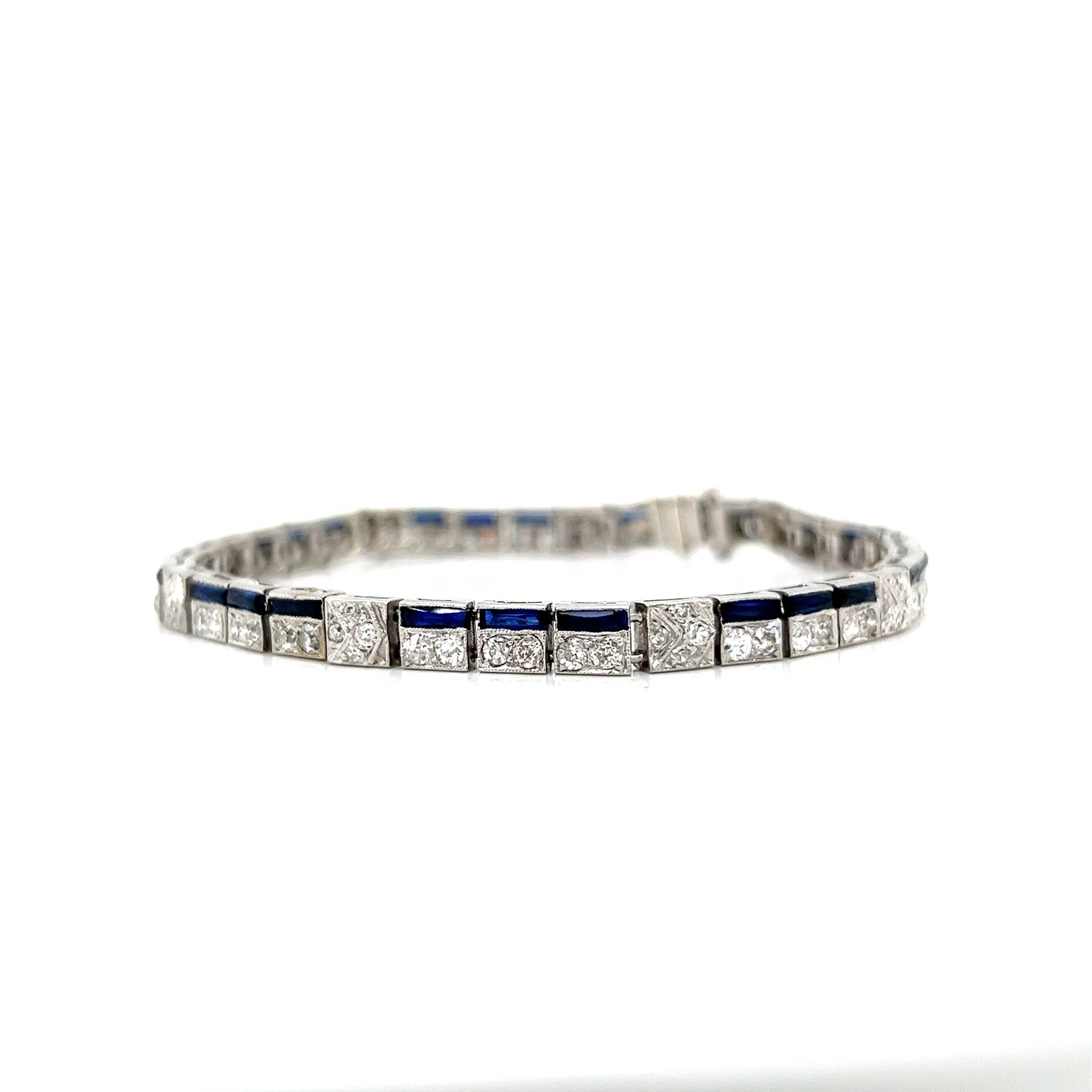 Antique Diamond & Sapphire Link Bracelet in Platinum - Image 2