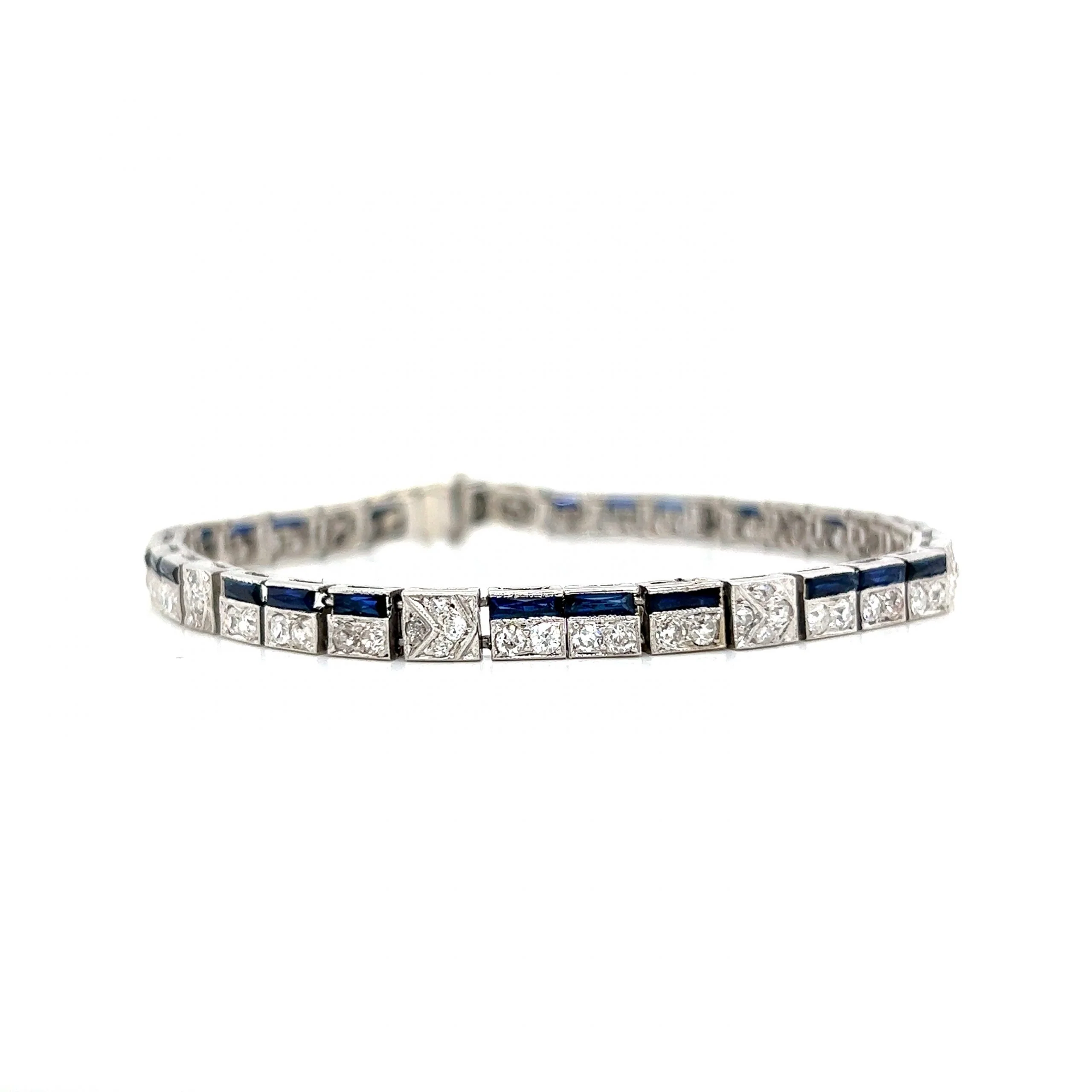 Antique Diamond & Sapphire Link Bracelet in Platinum - Image 3