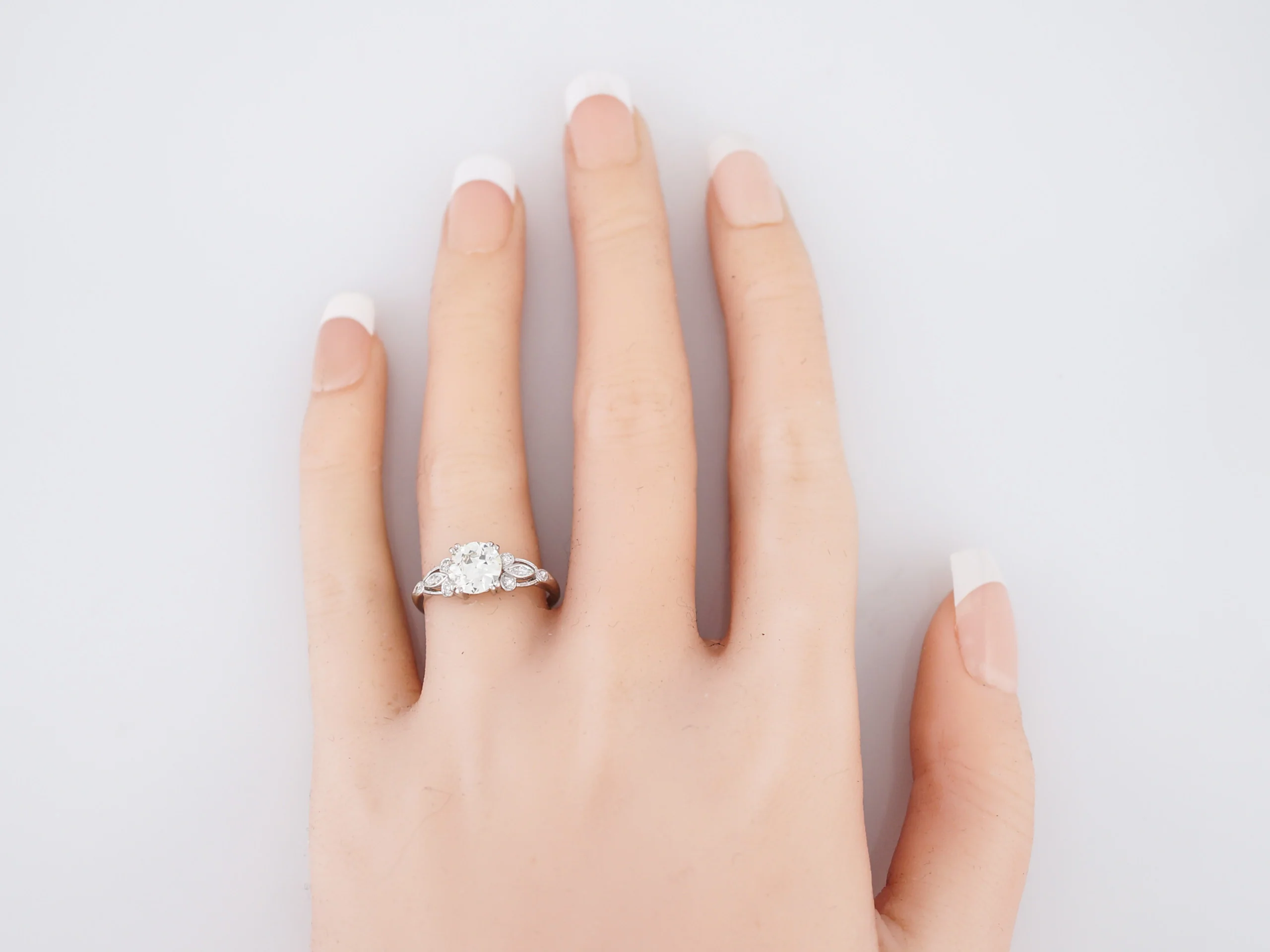 Antique Engagement Ring Art Deco 1.06 Old European Cut Diamonds in Platinum - Image 5