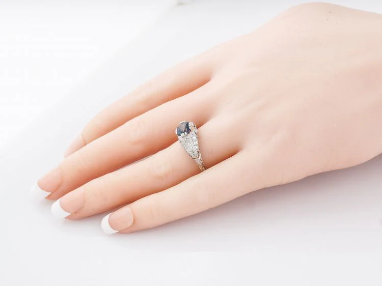 Antique Engagement Ring Art Deco 1.08 Cushion Cut Sapphire in Platinum - Image 7