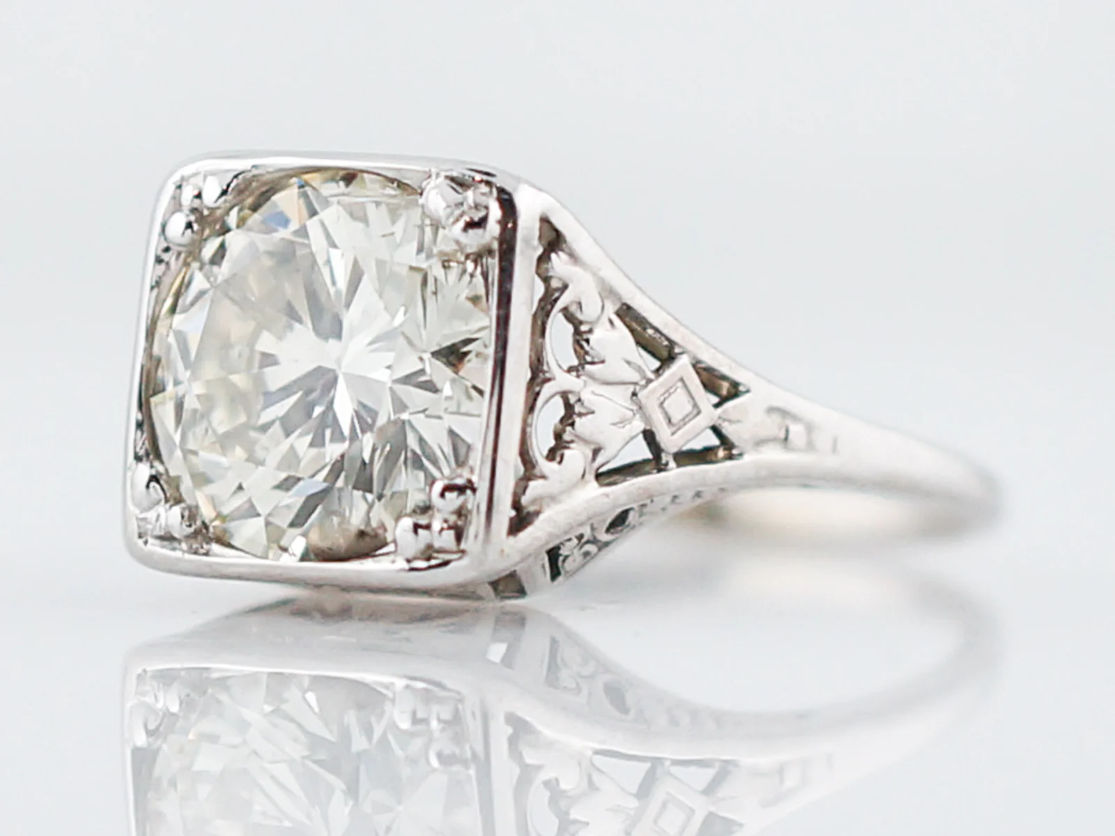 Antique Engagement Ring Art Deco 1.84 Round Brilliant Cut Diamond in 14k White Gold - Image 2