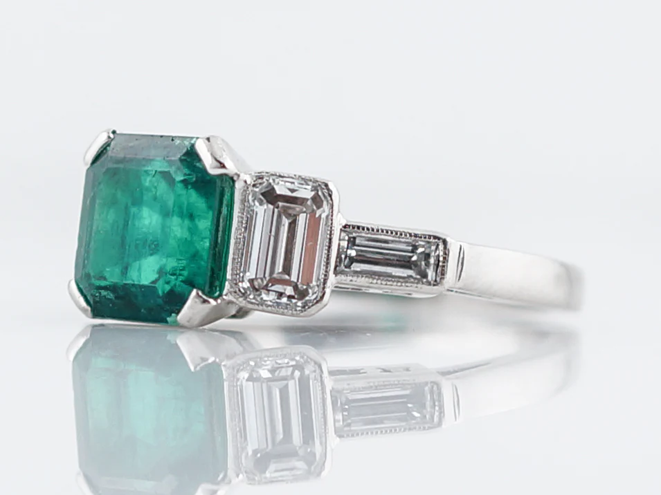 Antique Engagement Ring Art Deco 2.04 Square Cut Emerald in Platinum - Image 2