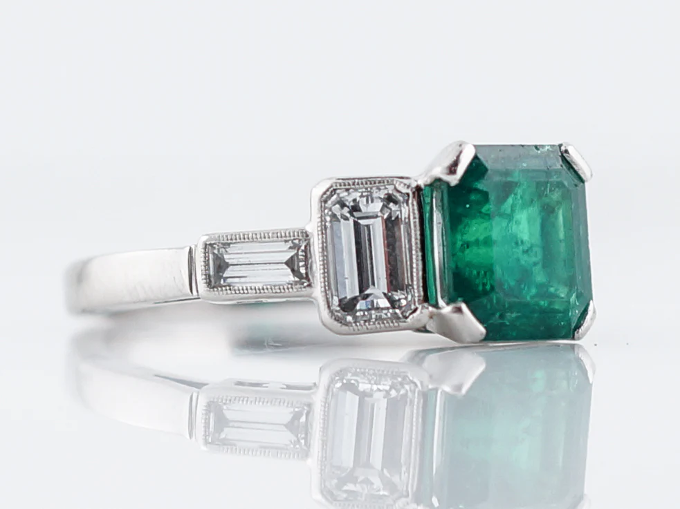 Antique Engagement Ring Art Deco 2.04 Square Cut Emerald in Platinum - Image 3