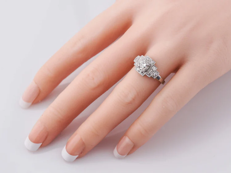 Antique Engagement Ring Art Deco .28ct Transitional Cut Diamond in Platinum - Image 7