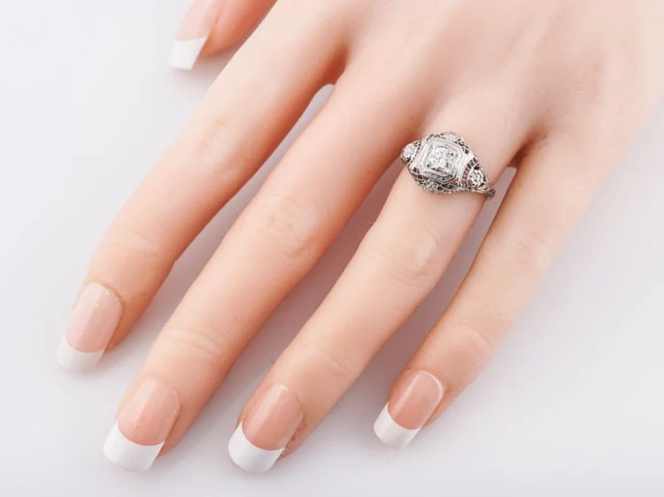 Antique Engagement Ring Art Deco .30 Round Brilliant Cut Diamond in 18k White Gold - Image 6