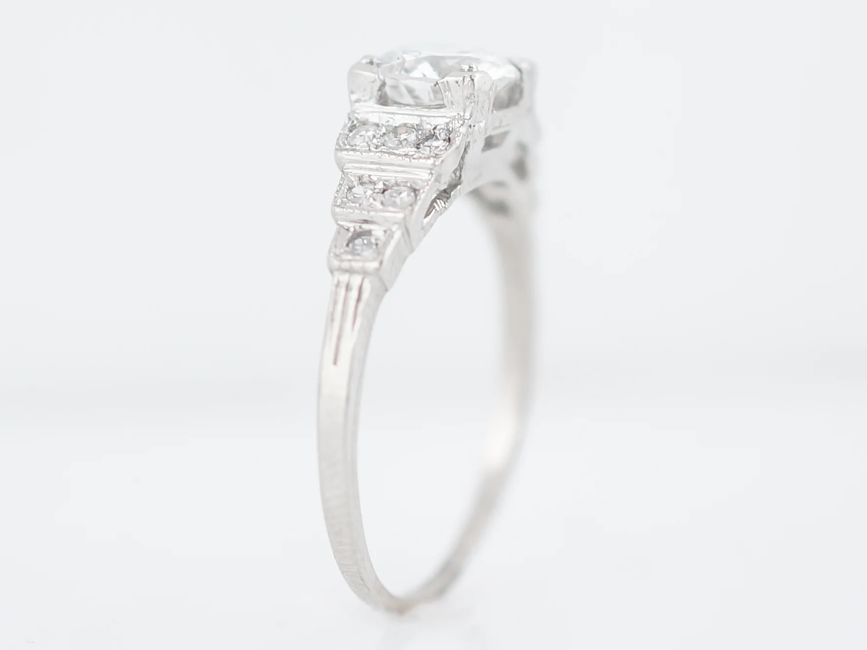 Antique Engagement Ring Art Deco .87 Round Brilliant Cut Diamond in Platinum - Image 4