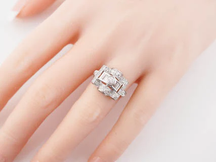 Antique Engagement Ring Late Art Deco .70 cttw Transitional Cut Diamond in Platinum - Image 8