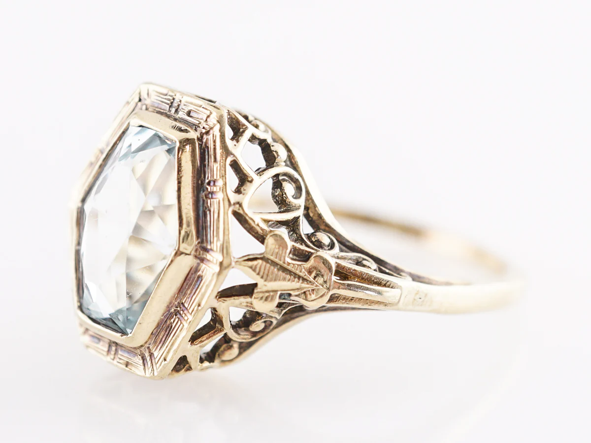 Antique Filigree Aquamarine Cocktail Ring in 14k Yellow Gold - Image 2