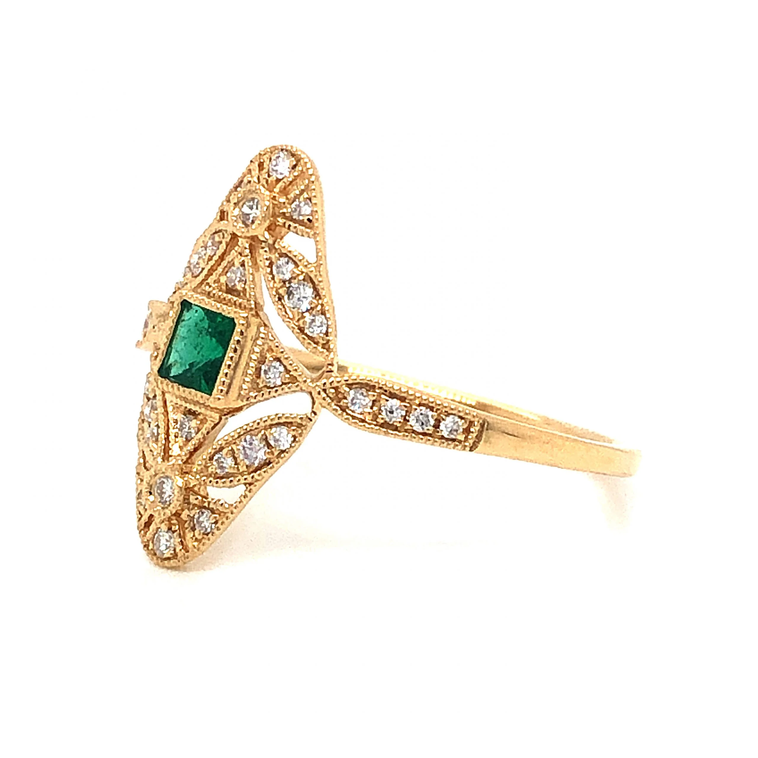 Antique Inspired Emerald & Diamond Ring in 18k Yellow Gold - Image 2