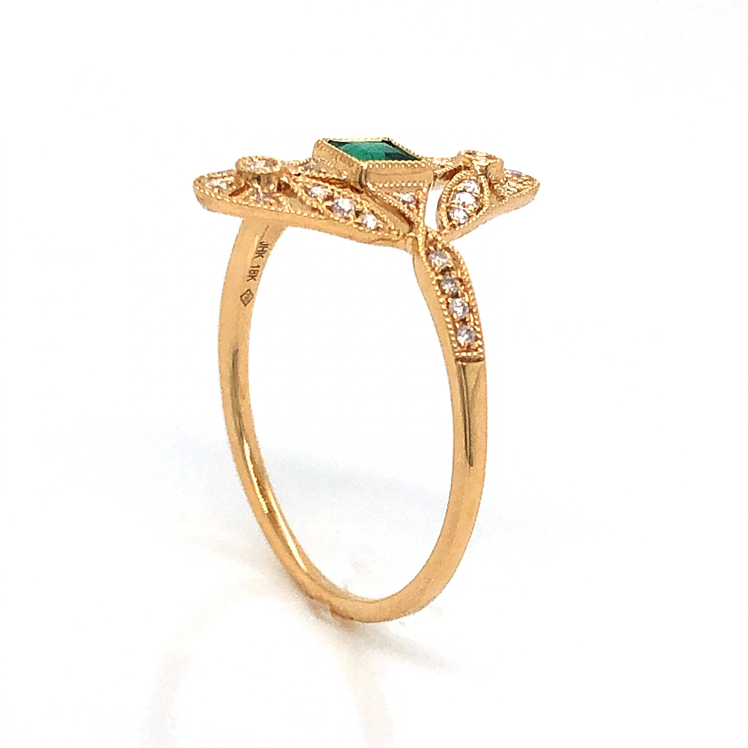 Antique Inspired Emerald & Diamond Ring in 18k Yellow Gold - Image 4