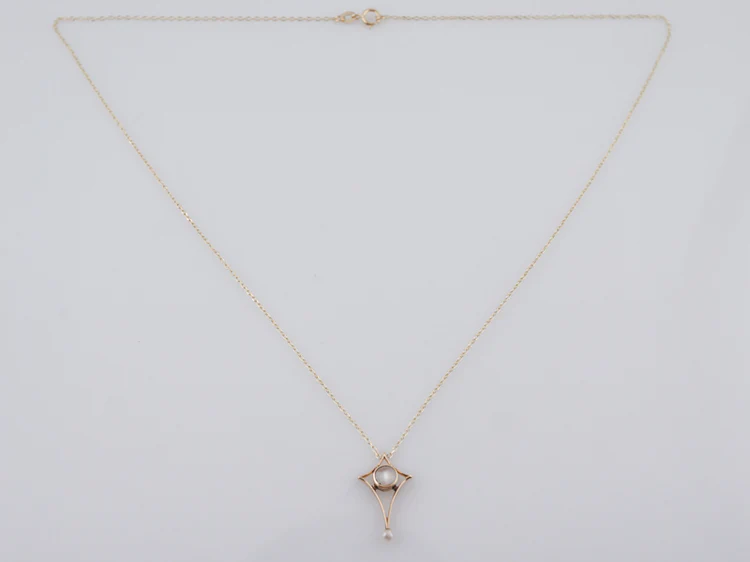 Antique Necklace Victorian .27 Cabochon Cut Moonstone & Pearl in 14k Yellow Gold - Image 3