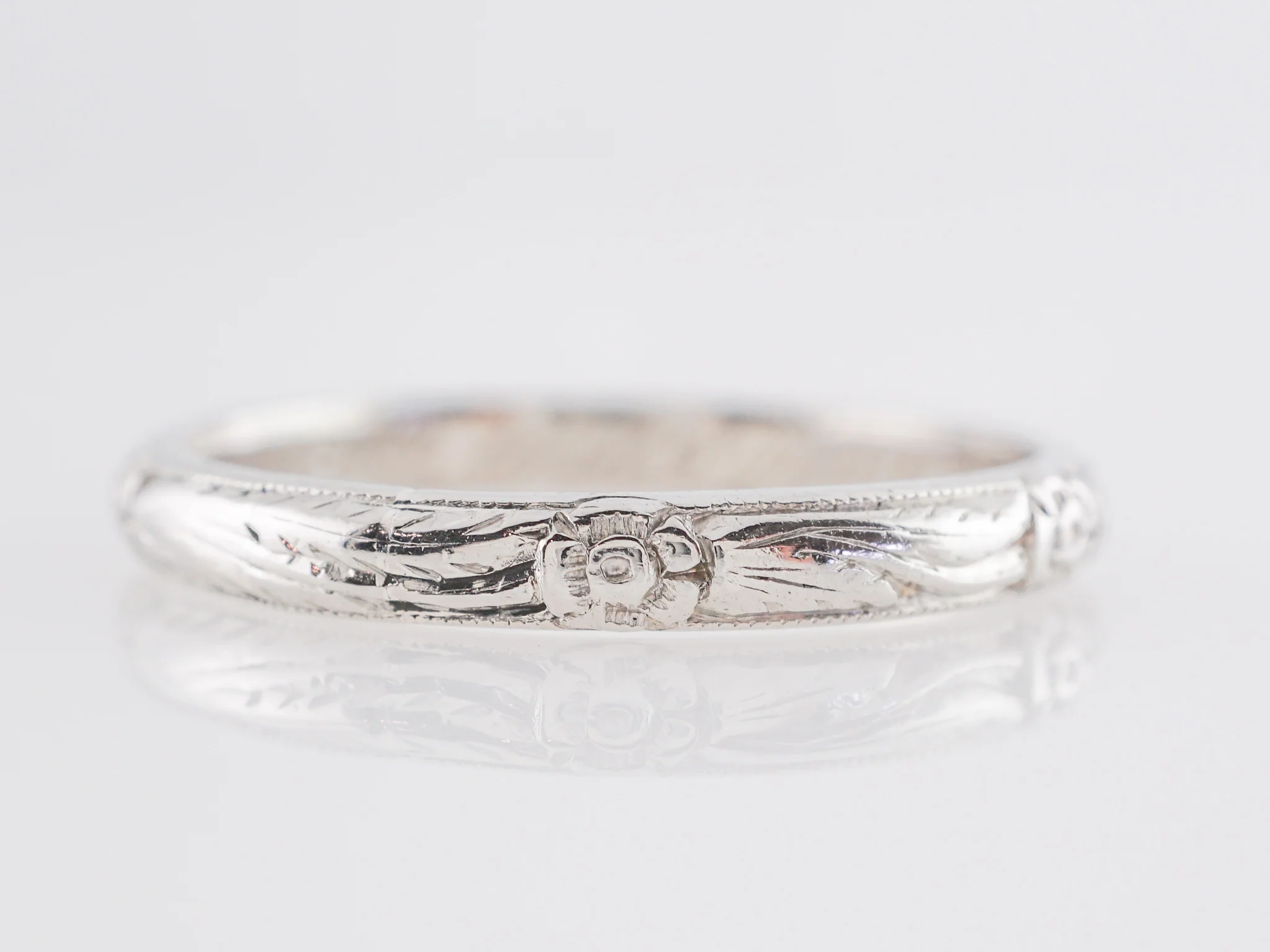 Antique Orange Blossom Engraved Wedding Band in Platinum