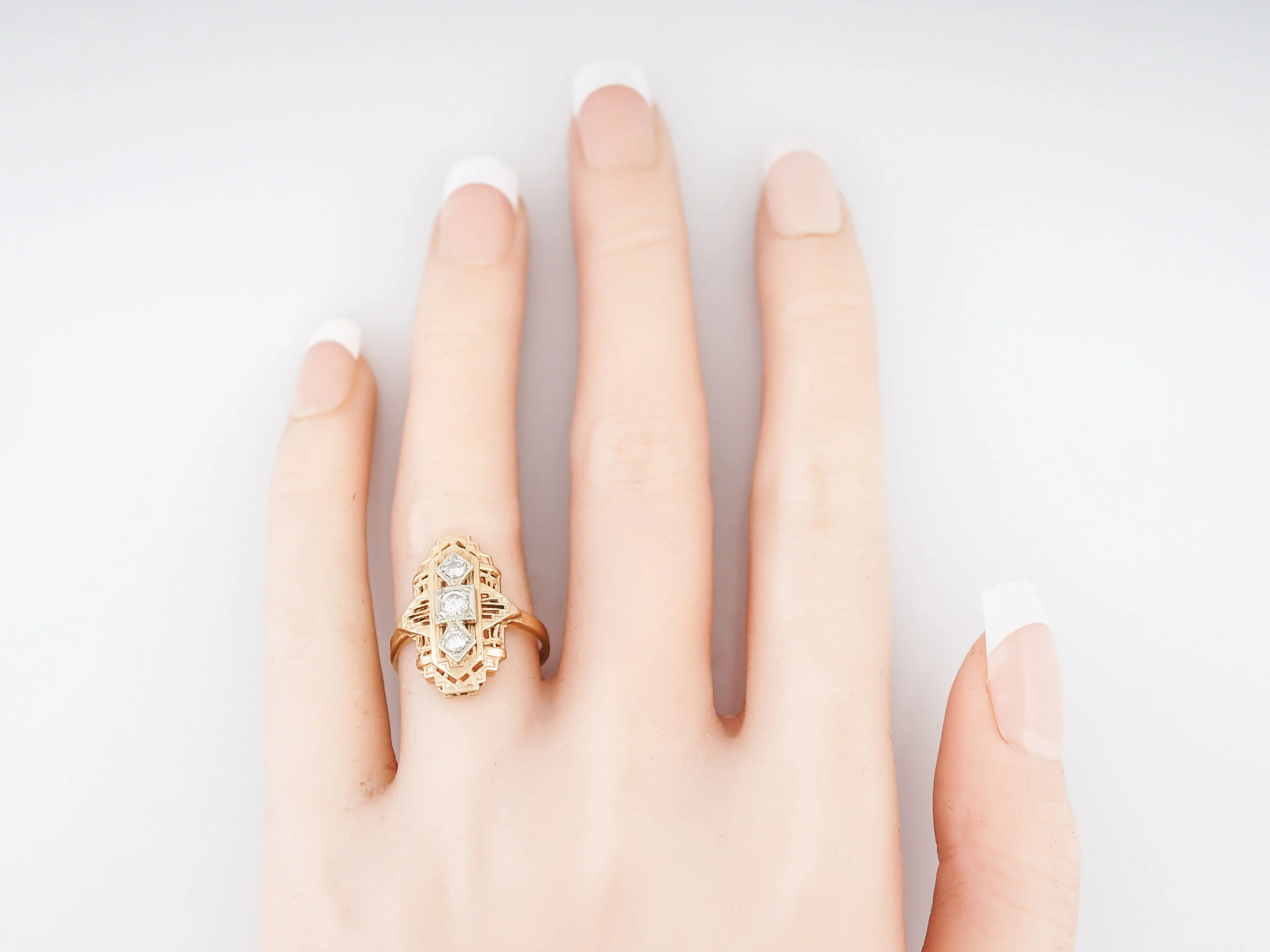 Antique Right Hand Ring Art Deco .22 Round Brilliant & Single Cut Diamonds in 14k Yellow Gold - Image 6