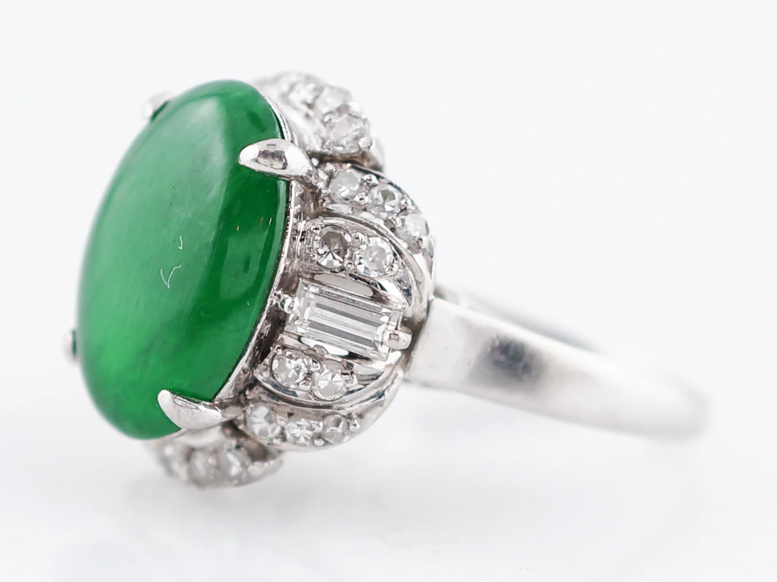 Antique Right Hand Ring Art Deco 5.67 Cabochon Cut Jade in Platinum - Image 2