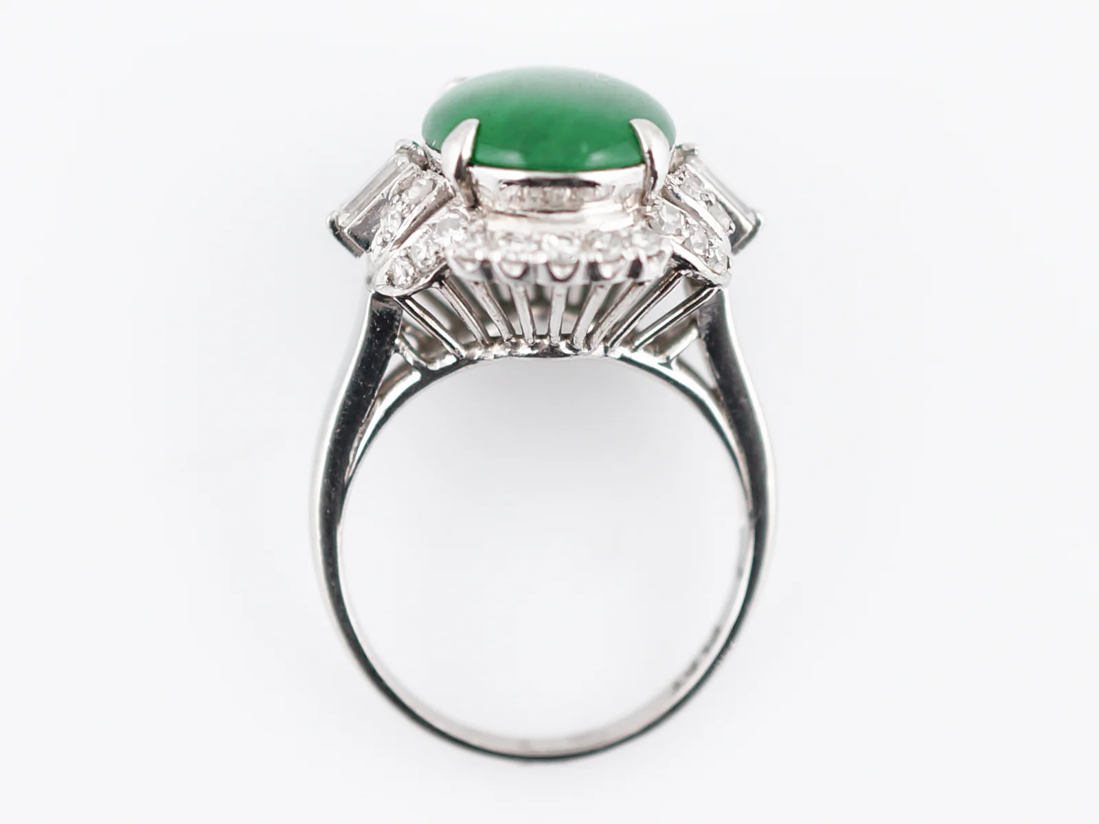 Antique Right Hand Ring Art Deco 5.67 Cabochon Cut Jade in Platinum - Image 6