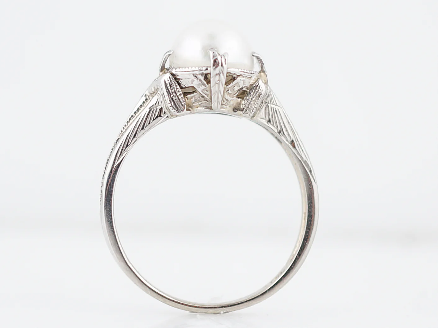 Antique Right Hand Ring Art Deco Pearl in 18k White Gold - Image 5