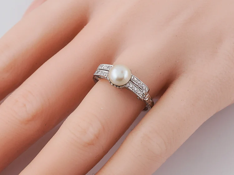 Antique Right Hand Ring Art Deco Pearl & .24 Single Cut Diamonds in Platinum - Image 8