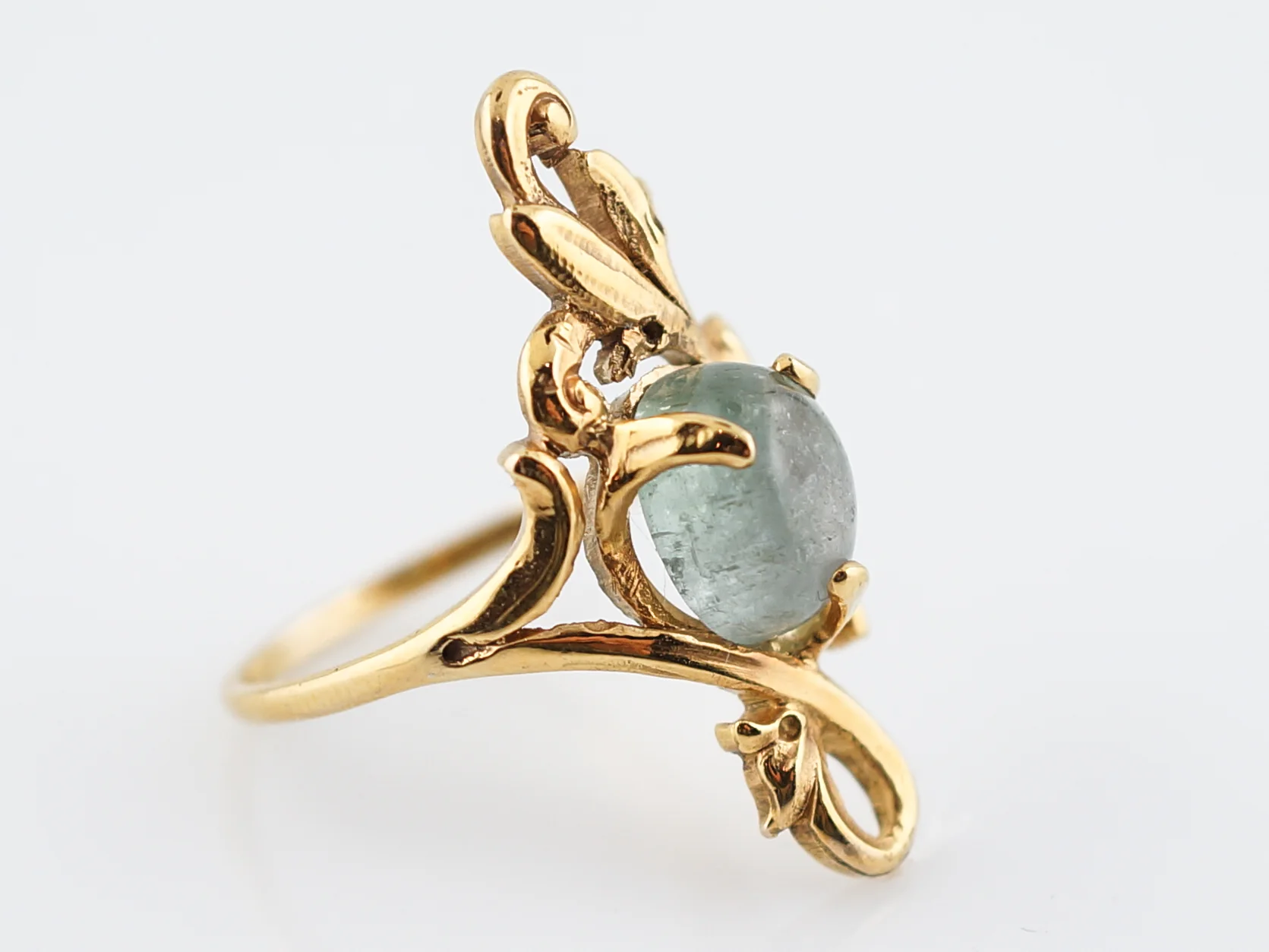 Antique Right Hand Ring Art Nouveau 2.68 Cabochon Cut Green Tourmaline in 14k Yellow Gold - Image 3