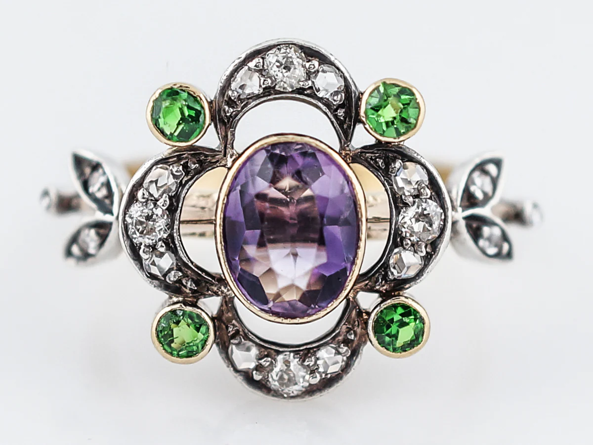 Antique Right Hand Ring Victorian 1.00 Oval Cut Amethyst in 18k Yellow Gold