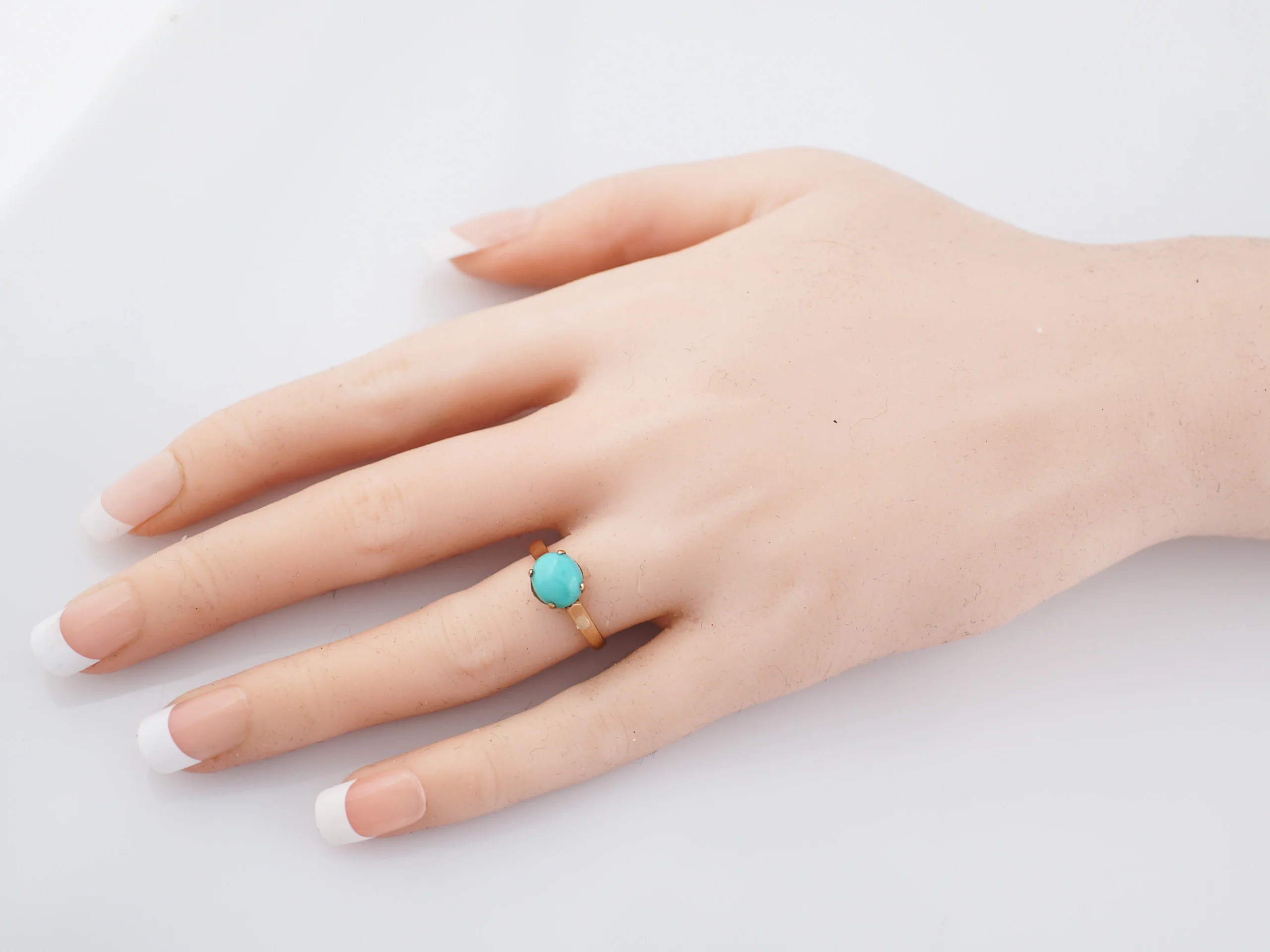 Antique Right Hand Ring Victorian 1.60 Cabochon Cut Turquoise in 9k Yellow Gold - Image 6