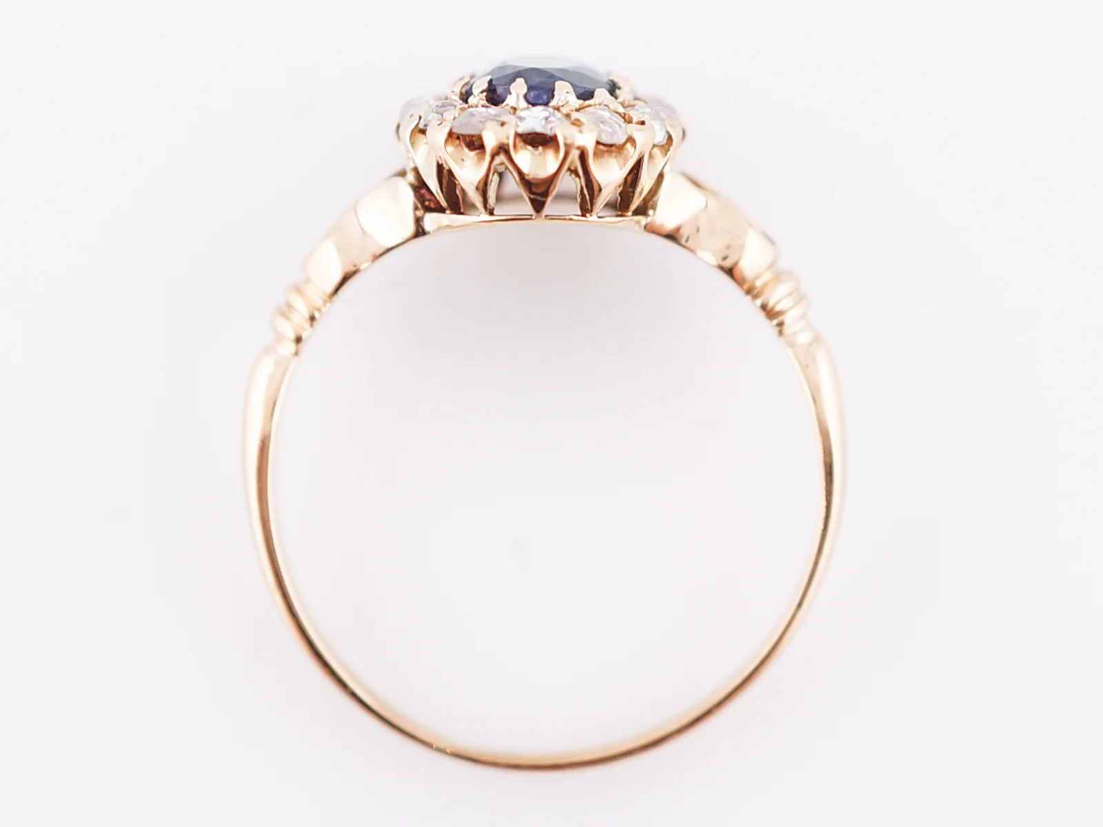 Antique Right Hand Ring Victorian .93 GIA Oval Cut Natural Color Changing Alexandrite in 14k Yellow Gold - Image 7