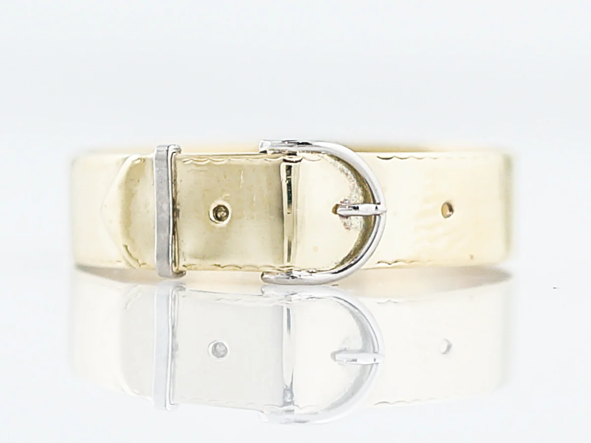 Antique Right Hand Ring Victorian in 14K Yellow Gold