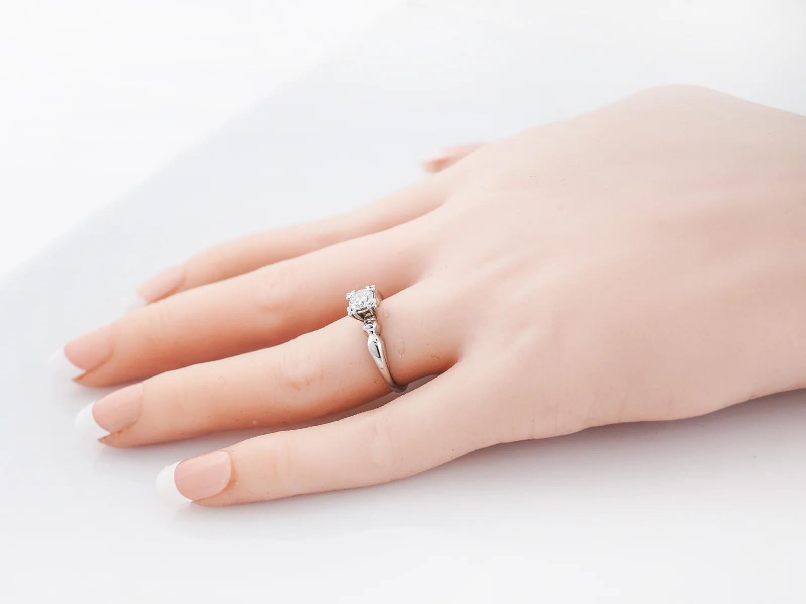 Antique Solitaire Engagement Ring Late Art Deco in 14k - Image 8