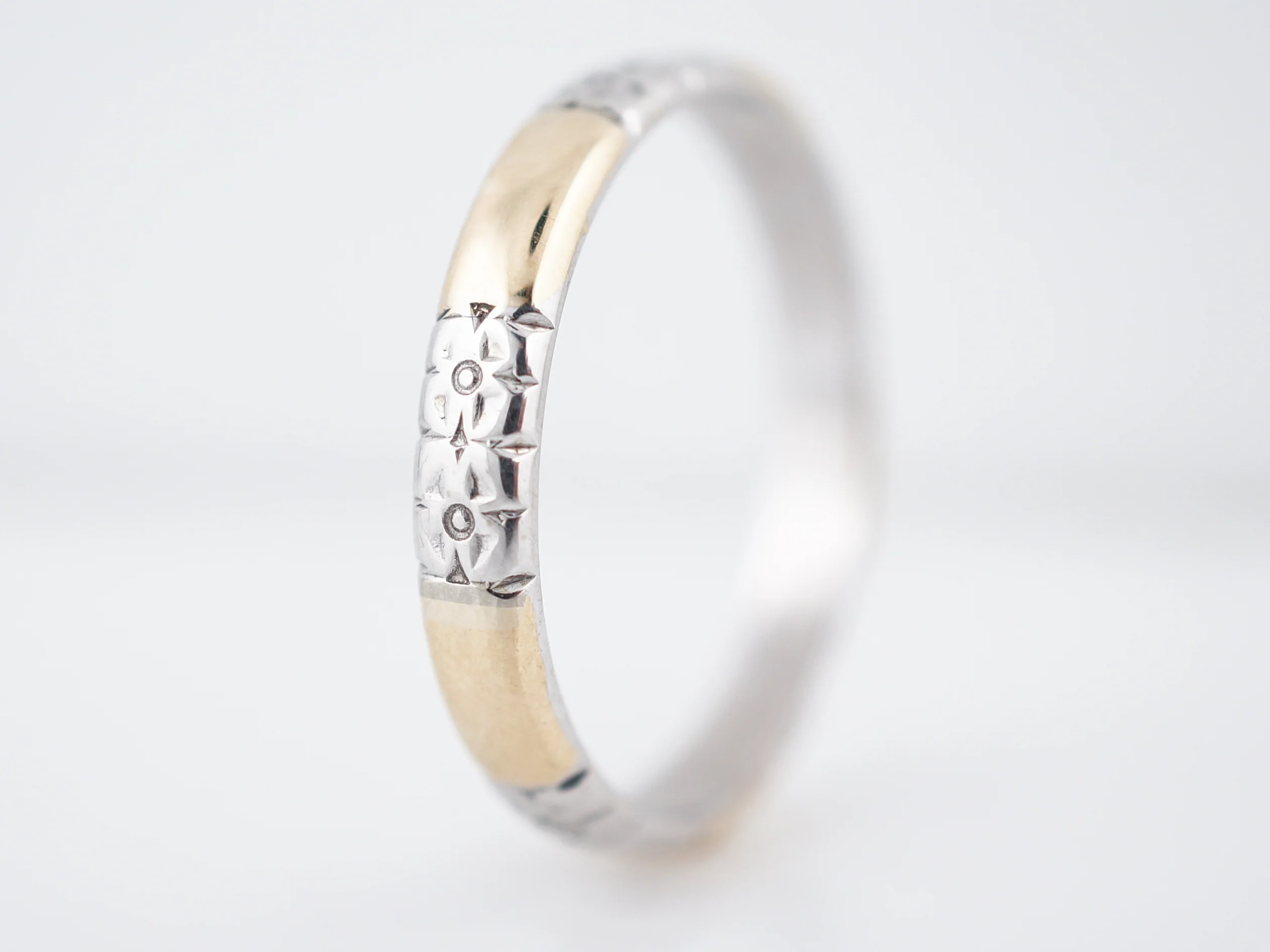 Antique Two-Tone Men's Wedding Band Retro Orange Blossom in 14k White & Yellow Gold - Image 4