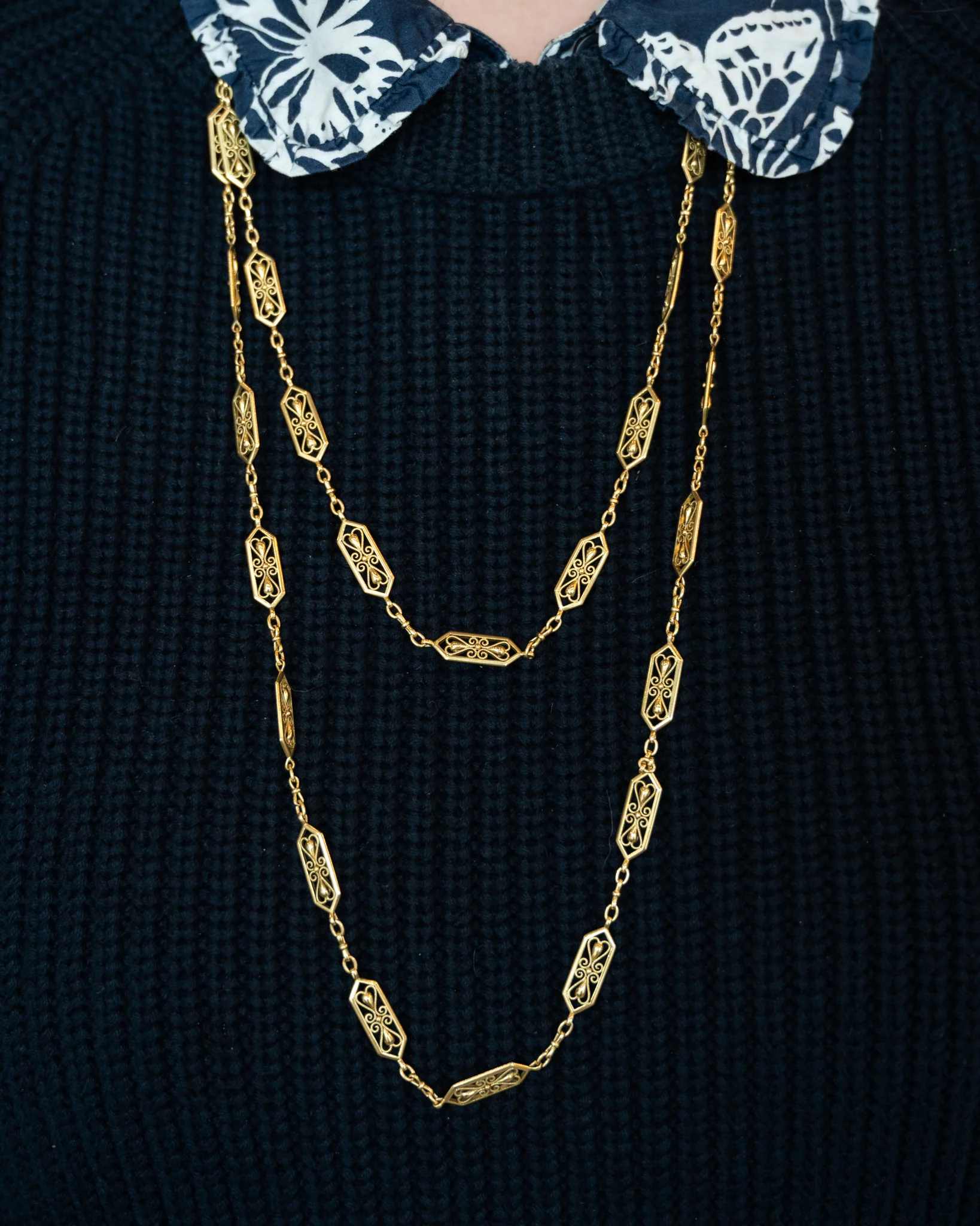 Antique Victorian 60" Filigree Link Chain Necklace in 18k - Image 6