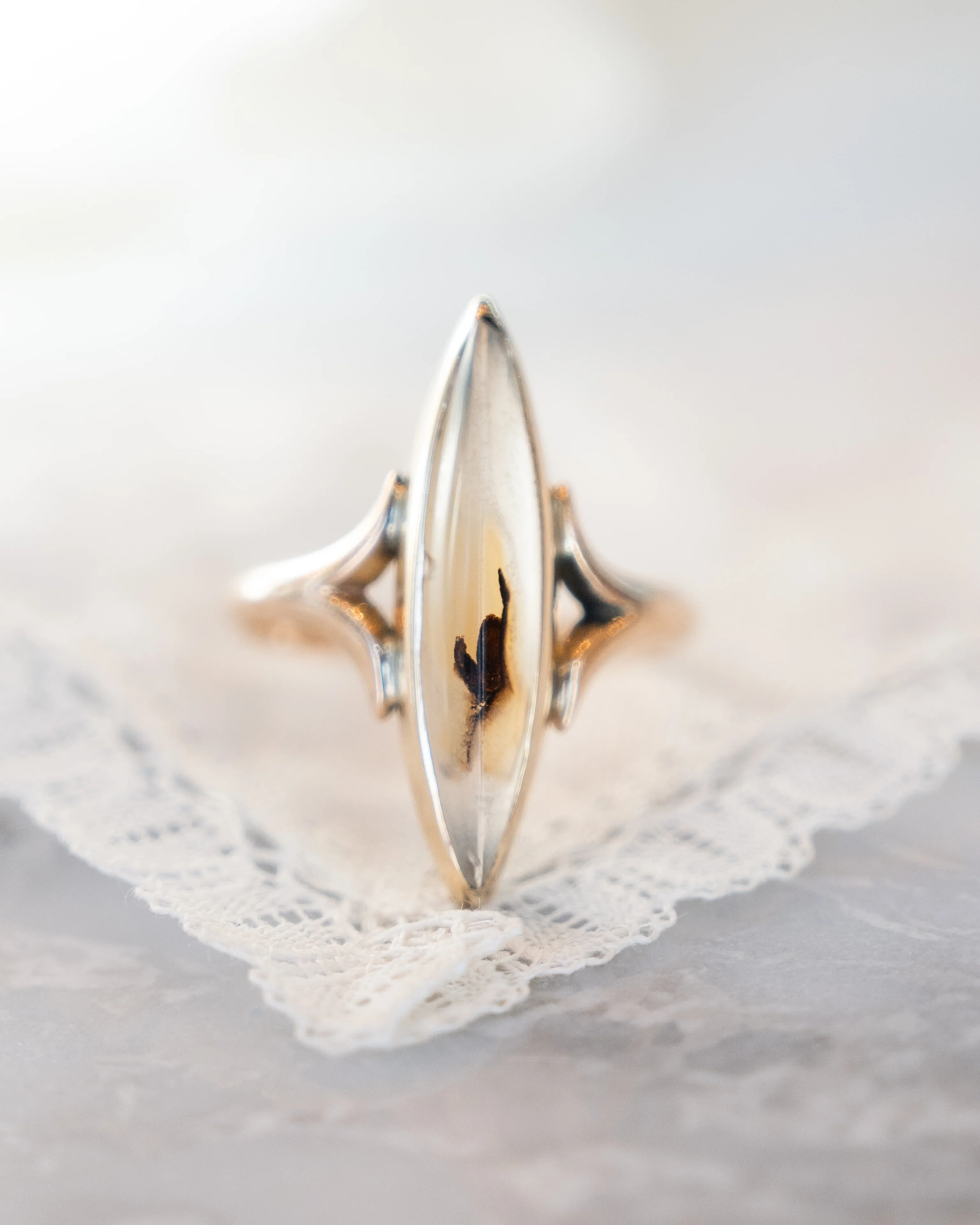 Antique Victorian Agate Cocktail Ring in 10k Rose Gold - Image 6