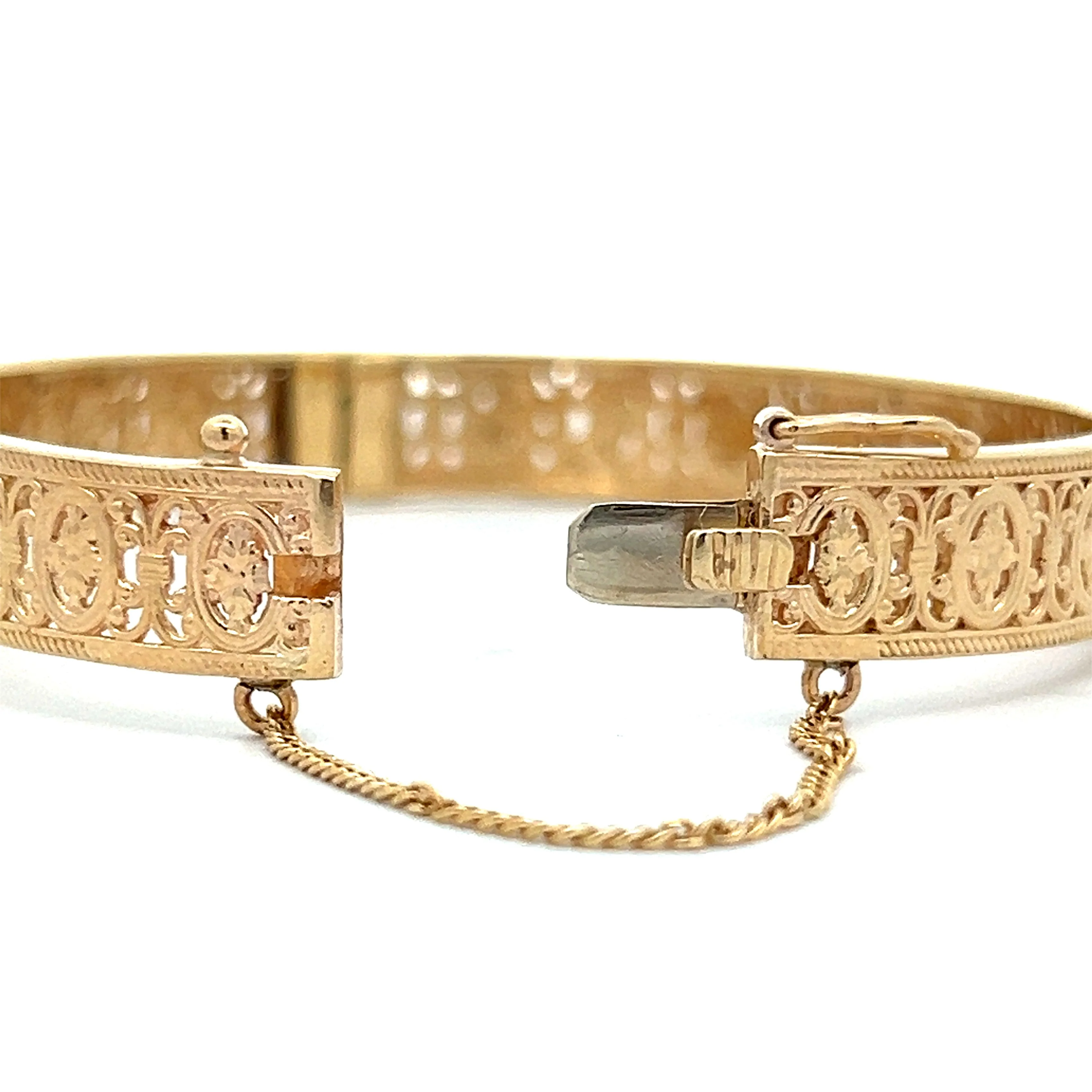 Antique Victorian Bangle Bracelet in 14k Yellow Gold - Image 4