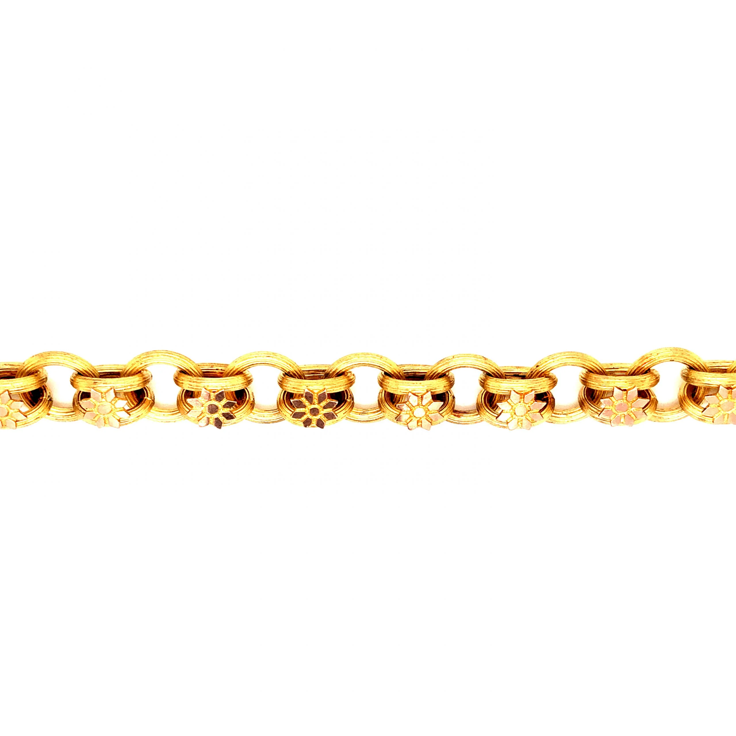Antique Victorian Floral Chain Padlock Bracelet in 14k Yellow Gold - Image 2