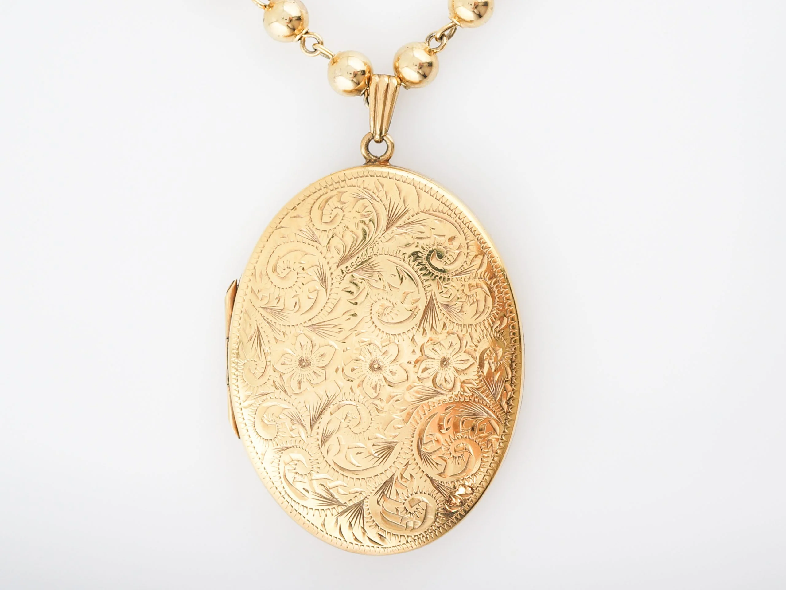 Antique Victorian Necklace & Large Oval Locket in 14k Yellow Gold - Image 3