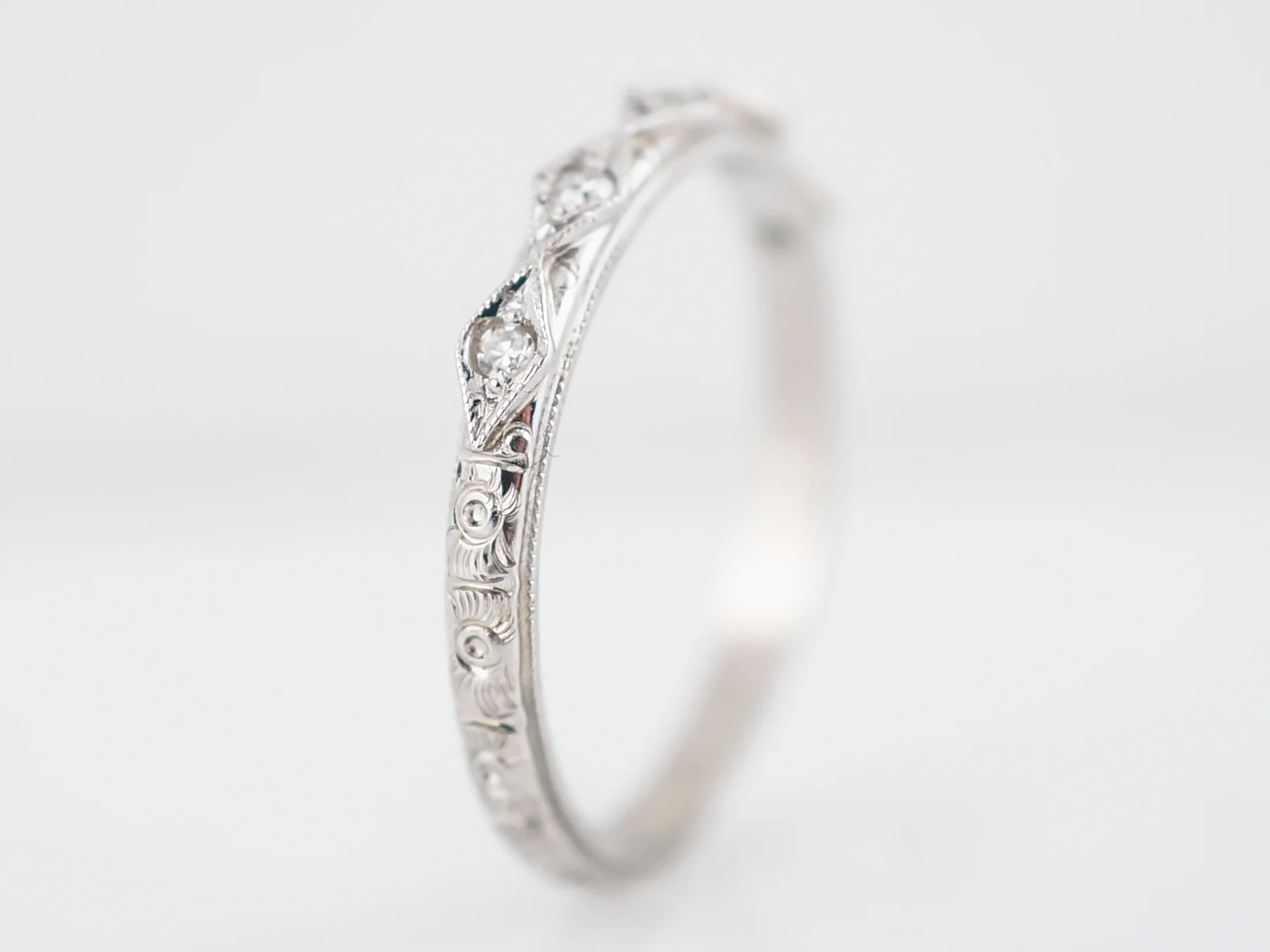 Antique Wedding Band Art Deco .09 Single Cut Diamonds in 18K White Gold - Image 4