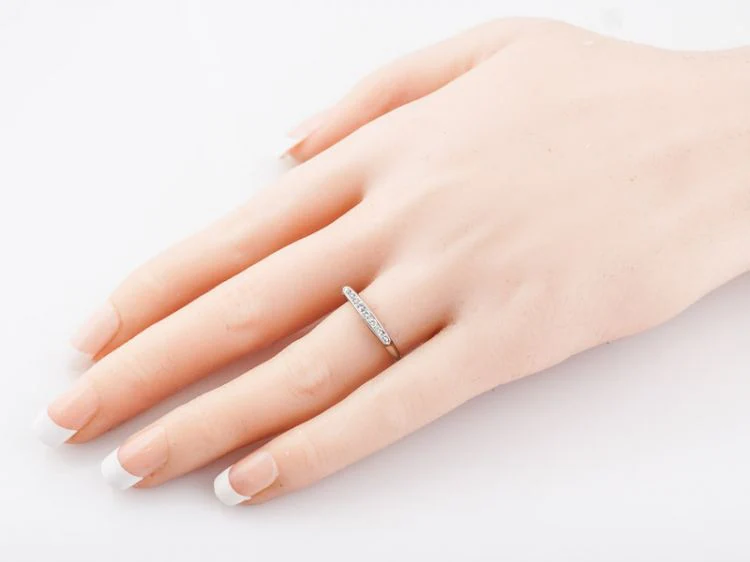 Antique Wedding Band Art Deco .10 Single Cut Diamonds in 18k White Gold - Image 7