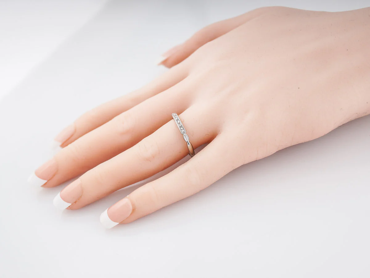 Antique Wedding Band Art Deco .10 Single Cut Diamonds in Platinum - Image 8