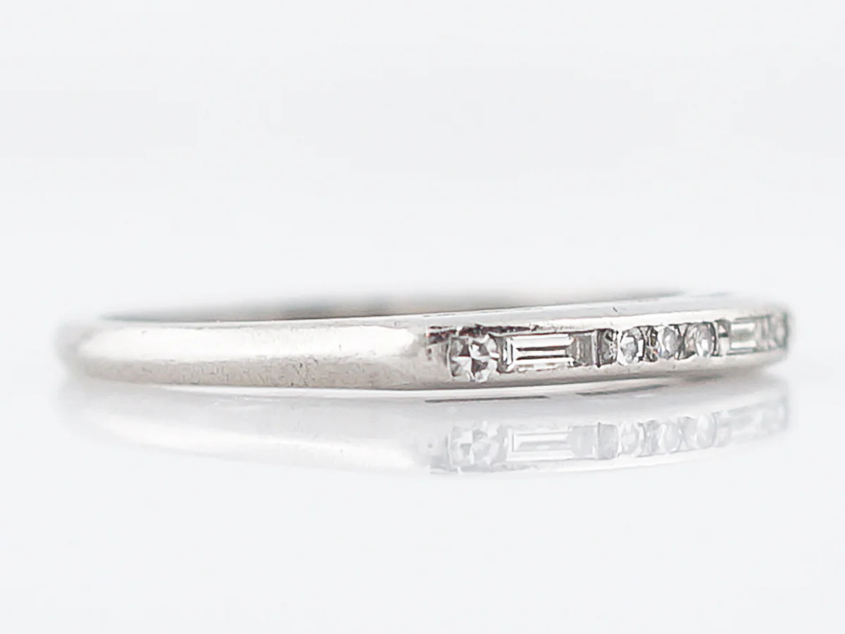 Antique Wedding Band Art Deco .15 Single & Baguette Cut Diamonds in Platinum - Image 3