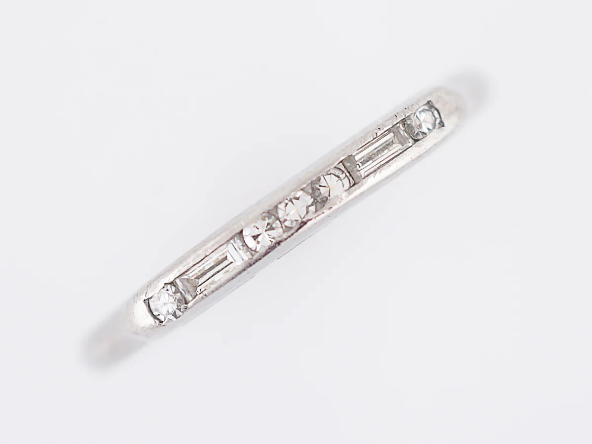 Antique Wedding Band Art Deco .15 Single & Baguette Cut Diamonds in Platinum - Image 4