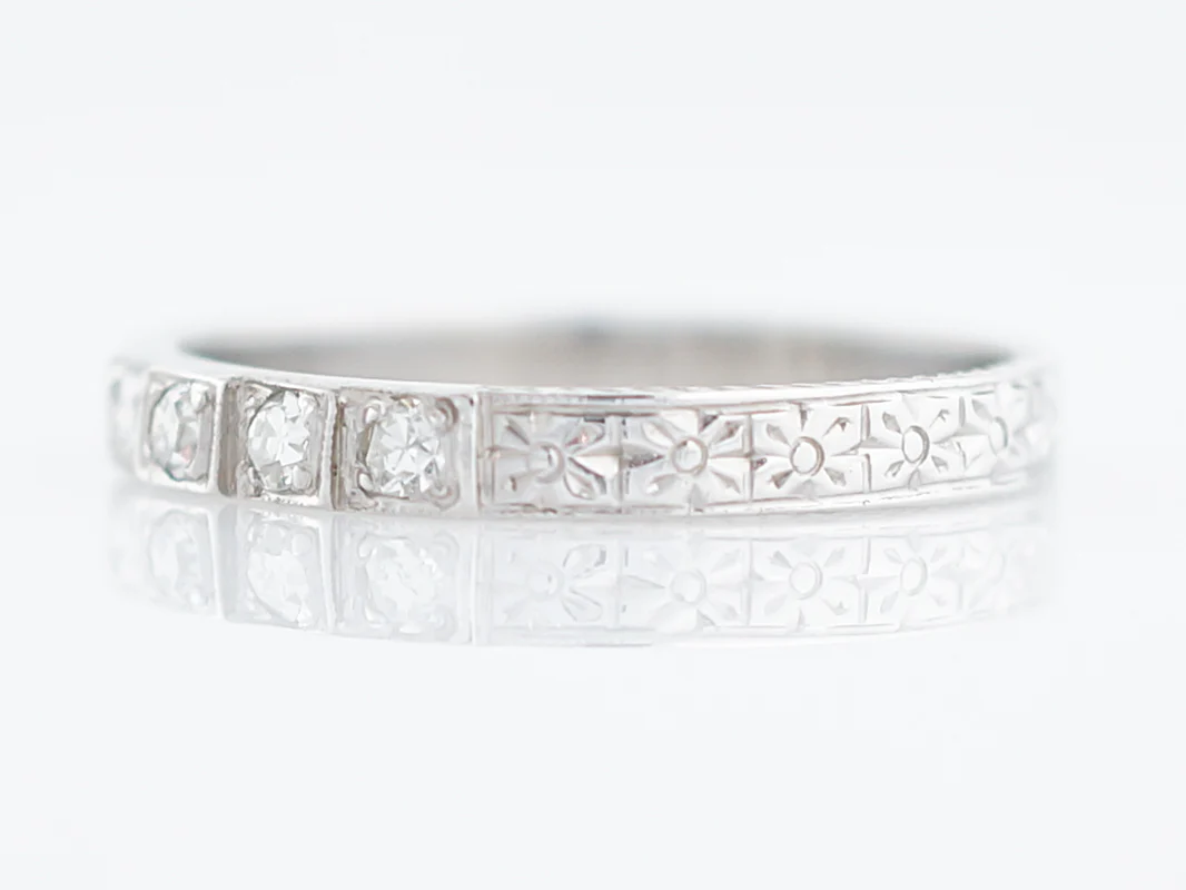 Antique Wedding Band Art Deco .15 Single Cut Diamonds in 18K White Gold - Image 3