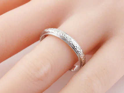 Antique Wedding Band Art Deco in 18k White Gold - Image 2