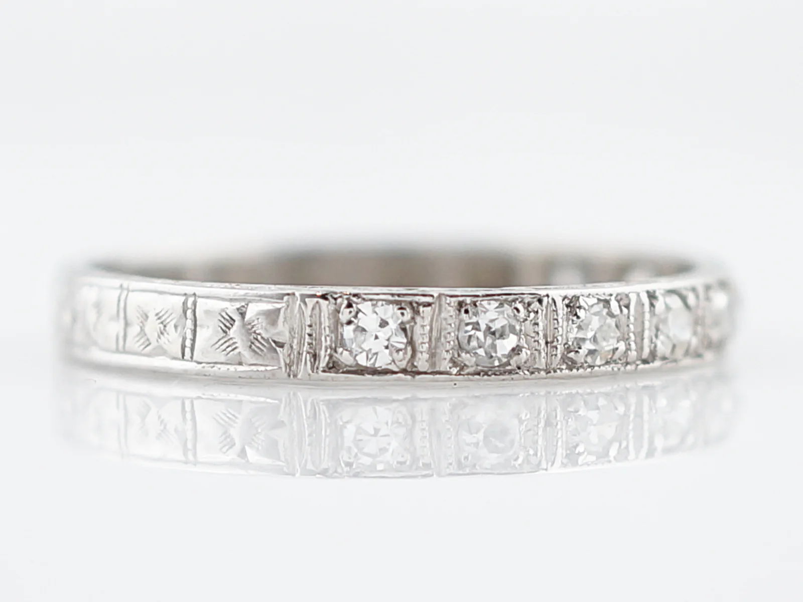 Antique Wedding Band Art Deco .27 Single Cut Diamonds in Platinum - Image 3