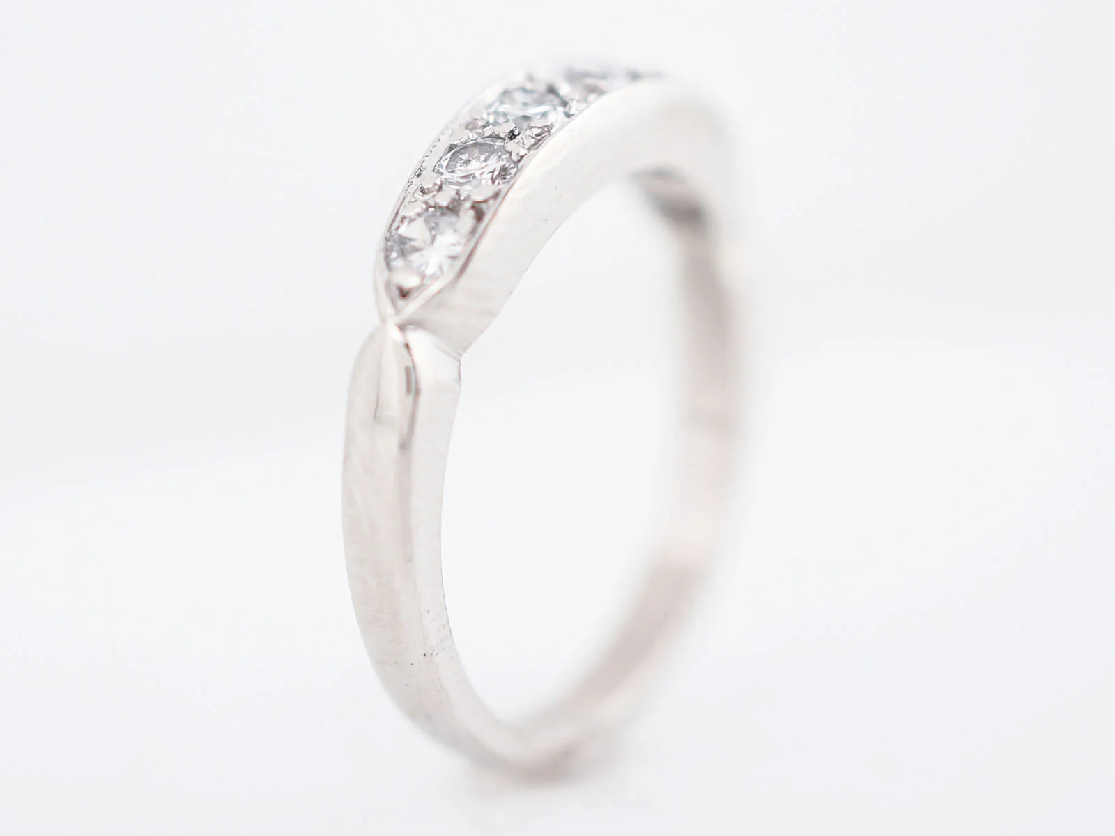 Antique Wedding Band Art Deco .39 Old European Cut Diamonds in Platinum - Image 5