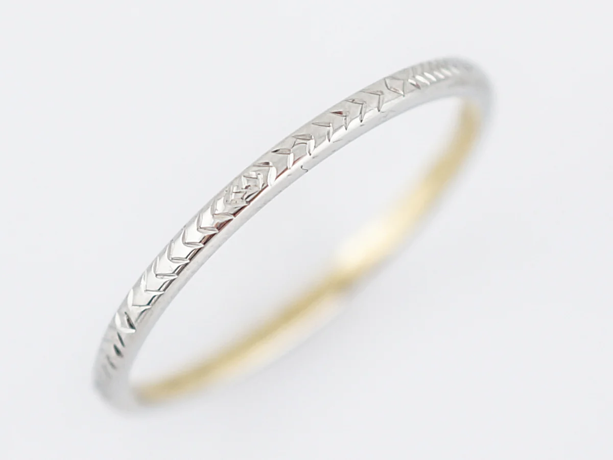 Antique Wedding Band Art Deco Chevron in 18k Yellow & White Gold - Image 3