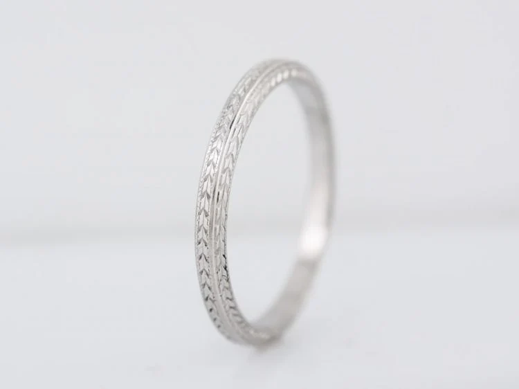 Antique Wedding Band Art Deco Chevron in Platinum - Image 3