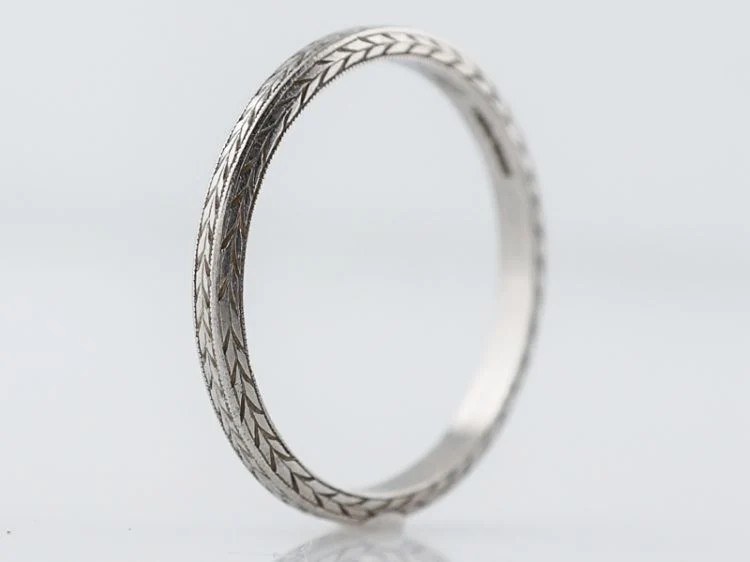 Antique Wedding Band Art Deco Chevron in Platinum - Image 3