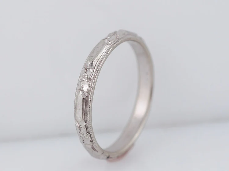Antique Wedding Band Art Deco Floral Engraved in 14k White Gold - Image 4