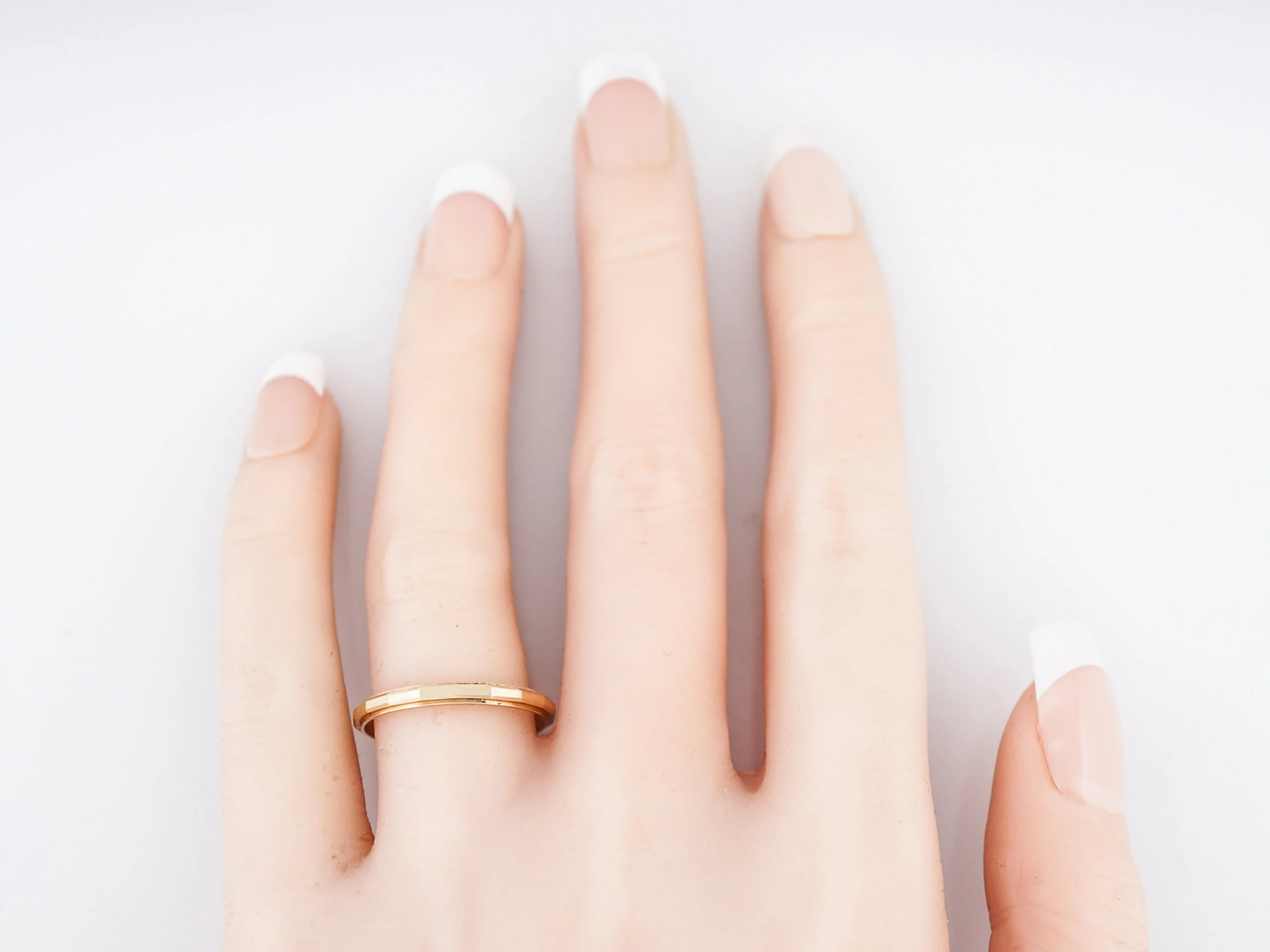 Antique Wedding Band Art Deco Geometric in 14k Yellow Gold - Image 5